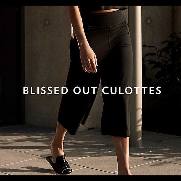 lululemon athletica Pants - LULULEMON ATHLETICA Blissed Out Culottes